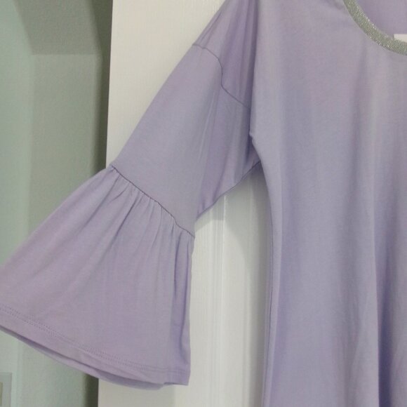 New Michael Kors Light Lilac Purple w/ Silver Shimmery Trim Bell Sleeve Top M - Picture 4 of 9